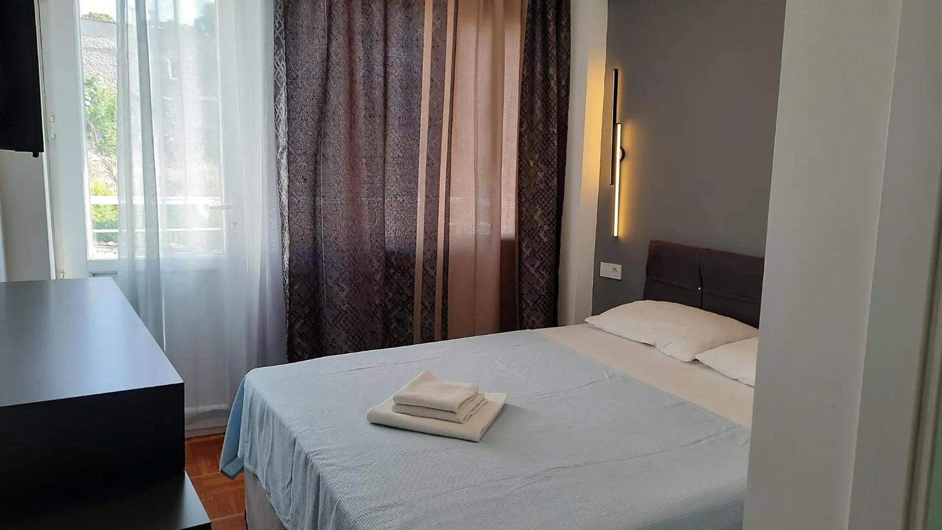 Ephesian Guesthouse & Hotel Kusadası 2*,